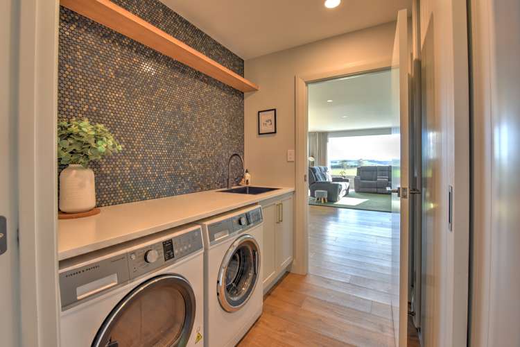 15 Cemetery Road Kuri Bush_35