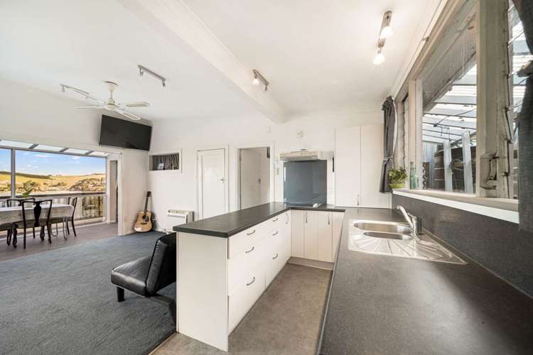 1400 Taieri Mouth Road Taieri Mouth_13