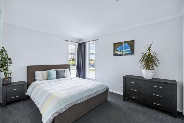 28 George Street Bulls_11