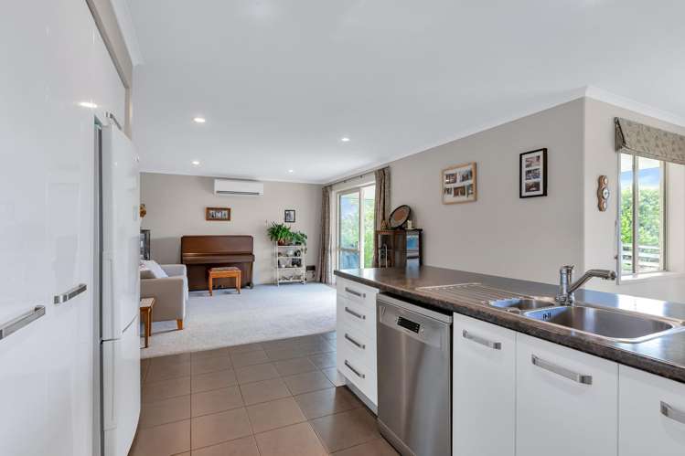 15 Des Terry Way Waipu_14