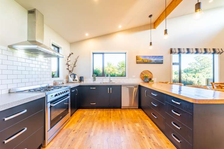 21 Pekapeka Lane Geraldine Downs_4