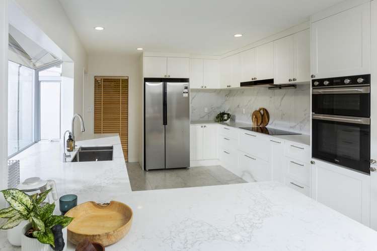 30 Bernard Magnus Lane Greenhithe_22