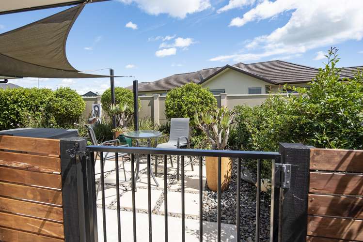 17 Alan Livingston Drive Cambridge_19