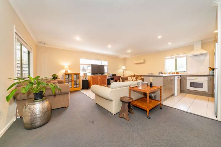 35a Forest Road Pinehaven_6