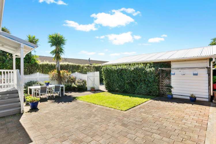 91 Symonds Street Royal Oak_11