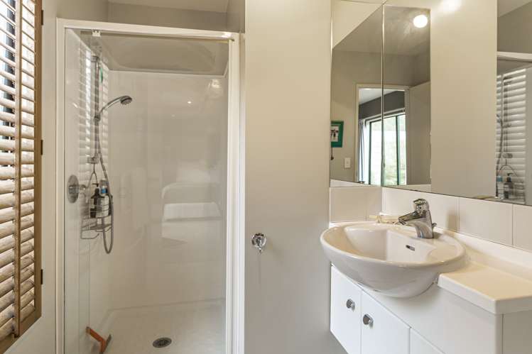 16a Oak Street Royal Oak_12