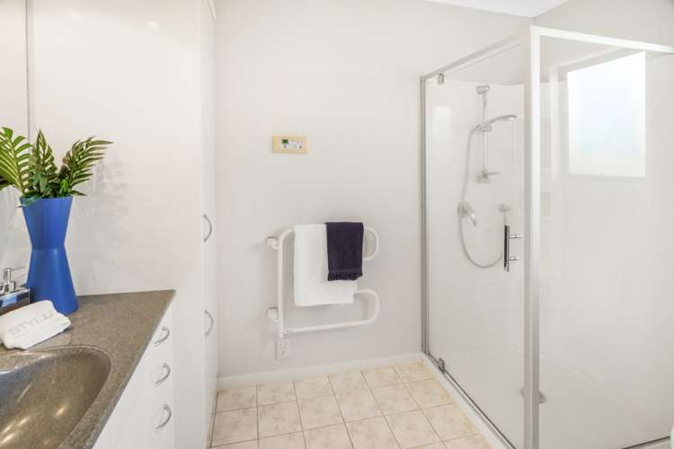 17 Montrose Crescent Huntington_11