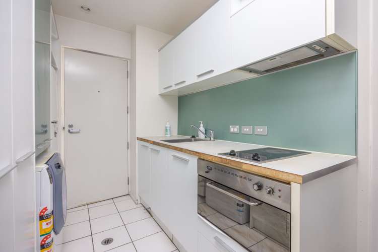 704/17 Vogel Lane Auckland Central_5