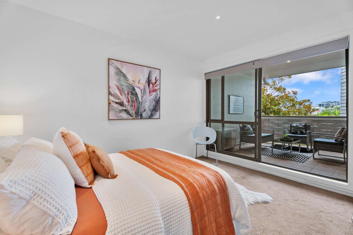 2D/44 Aitken Terrace_3