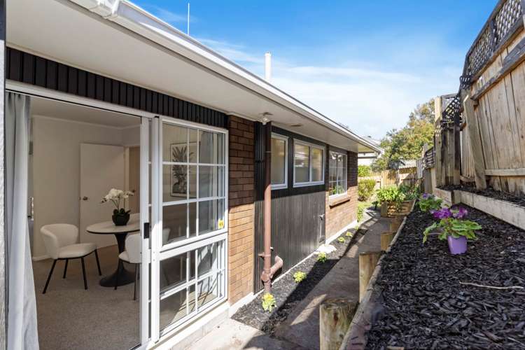 2/35 Centorian Drive Windsor Park_11