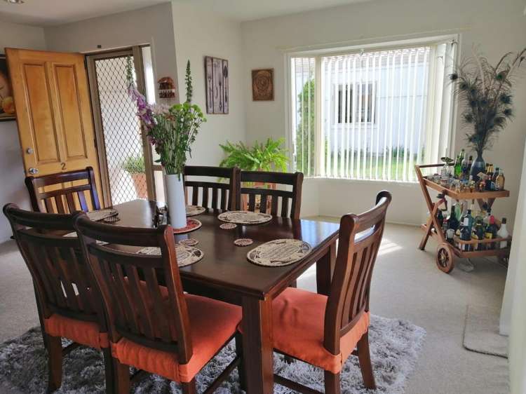 2 Sudbury Court 2612_5