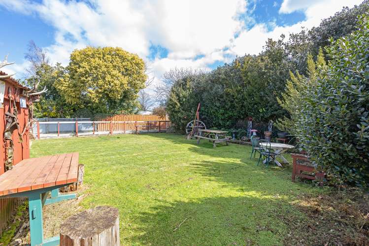 186 High Street South Carterton_26