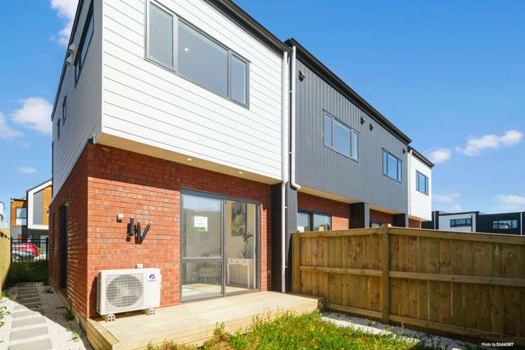 12 Creekside Way Flat Bush_5