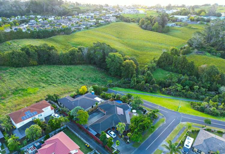 54 Roy Maloney Drive Henderson_37