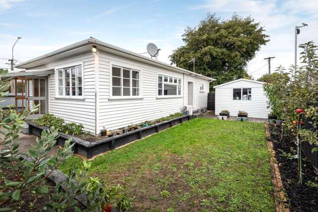 Unbeatable Value in a Prime Location!