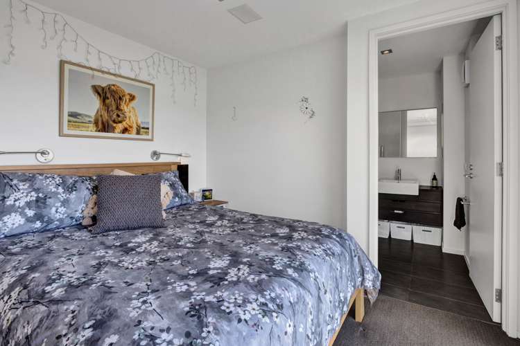 90b Buller Street New Plymouth Central_16