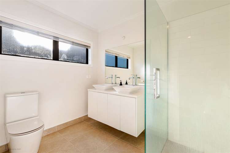 6 Sacred Kingfisher Road Hobsonville_18