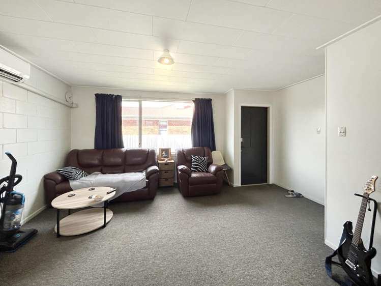 2/32 Baird Street 10549_1