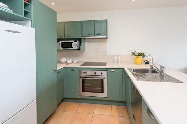 8/5 Cook Street Howick_3