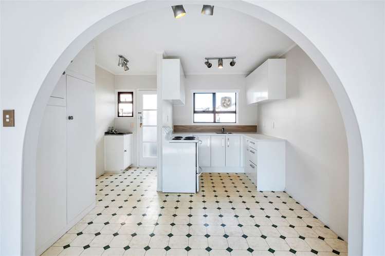 2/115 Mcleod Road Te Atatu South_7