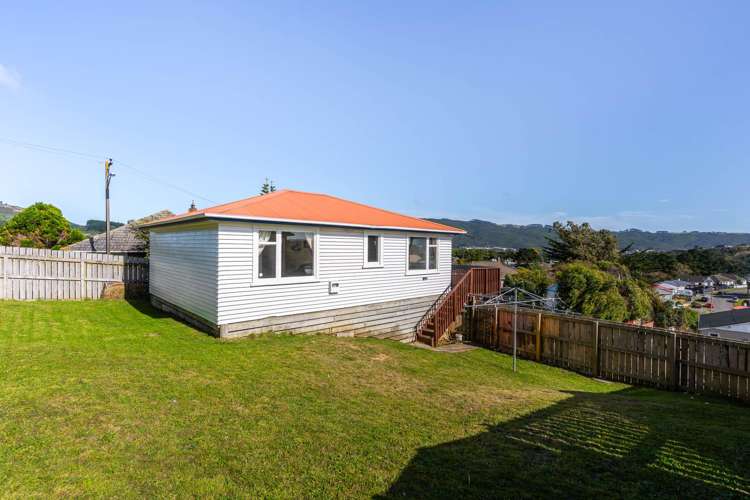 11 Dorset Grove Cannons Creek_12