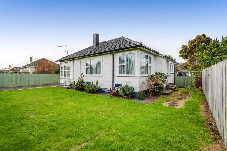 2 Gladstone Street Hawera_26