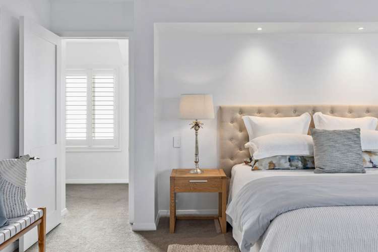 1 Courtneys West Harbour_13