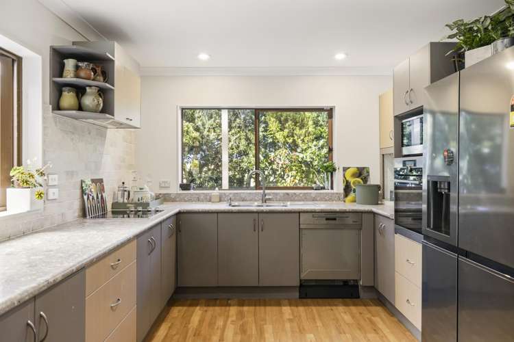 30 Mauritius Key Papamoa_8