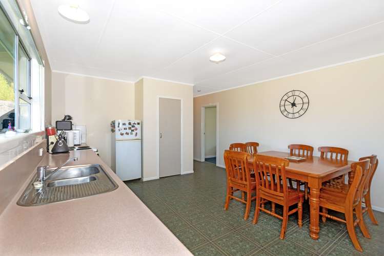 3879 Waiapu Road Tokomaru Bay_9