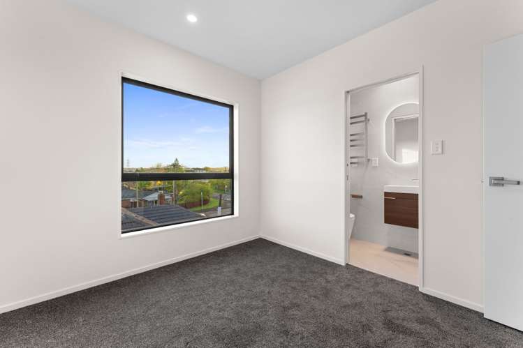 6/4 Toru Street Te Atatu Peninsula_6