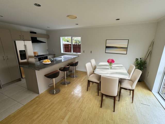 8 Dapple Place Flat Bush_2