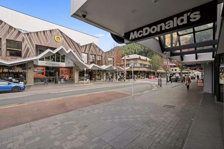 29 Camp Street Queenstown_3