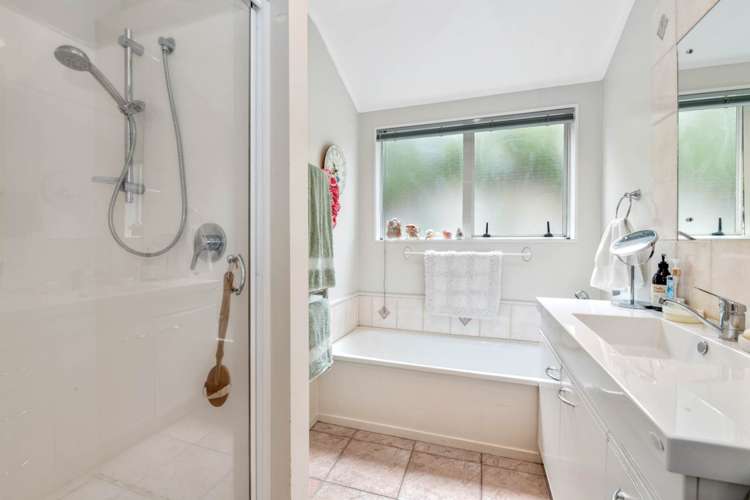 10 Palmgreen Court Stanmore Bay_10