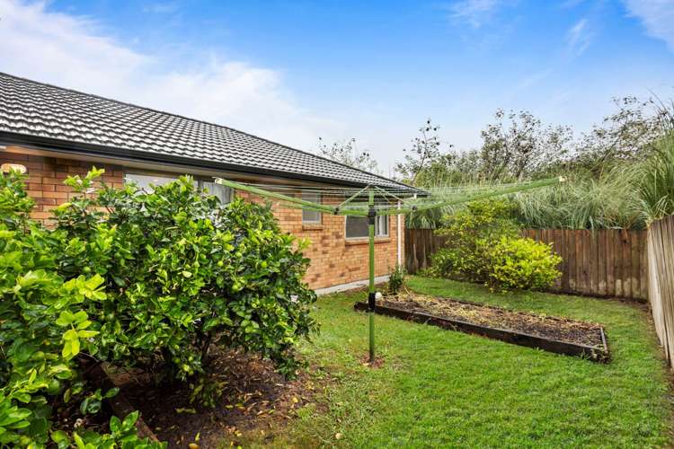 15 Aitkenhead Court Parakai_6