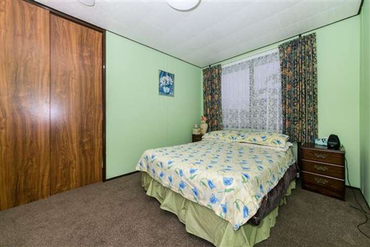 84 Captain Scott Road Glen Eden_7