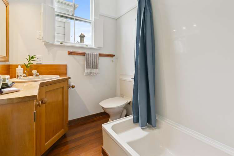 7 Armour Avenue Mount Victoria_17