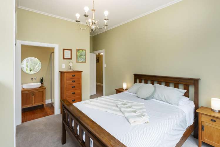 14 Worsleys Road Cracroft_15