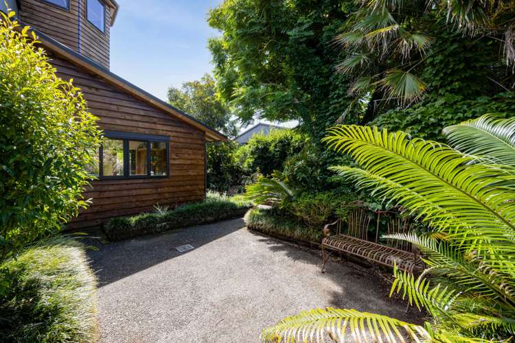 7 Mace Terrace Oakura_24