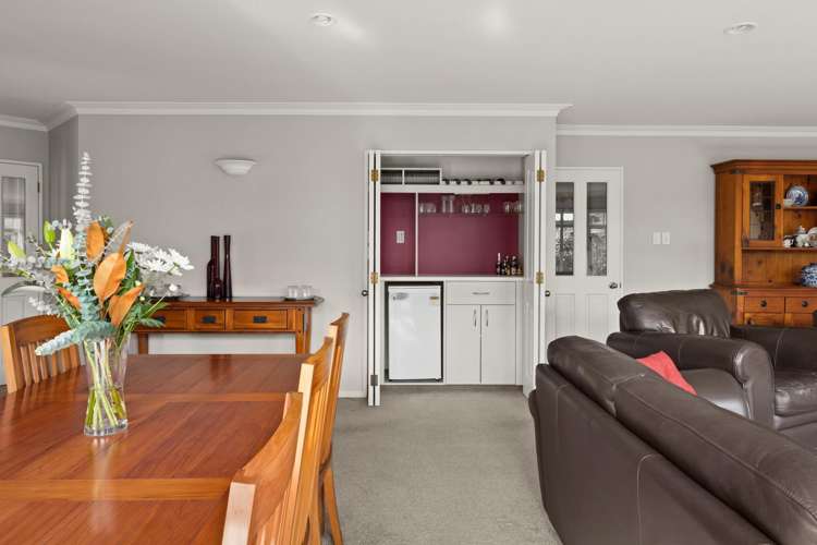 52 Kensington Drive Taradale_5