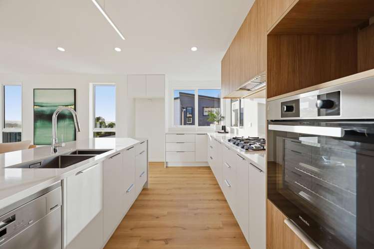 50 Bleakhouse Road Mellons Bay_11