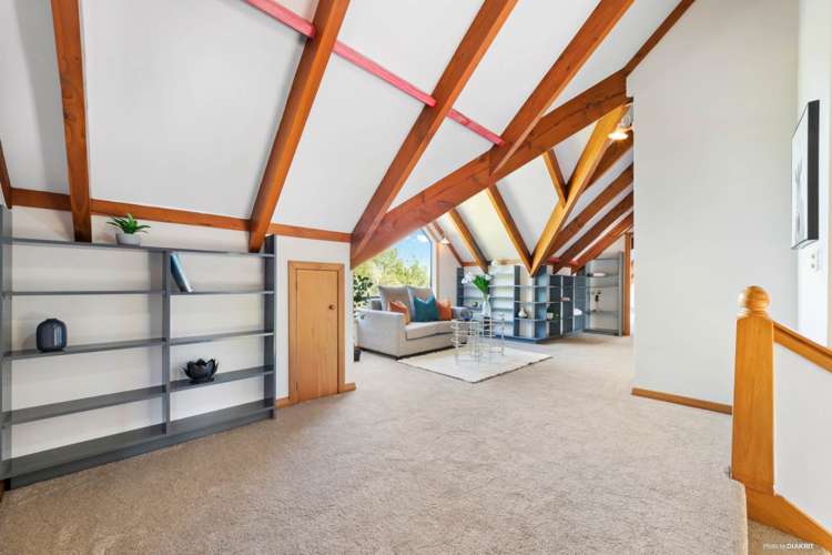 310 Glengarry Road Glen Eden_11