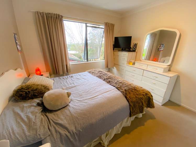 27 Taupo Street Green Bay_18