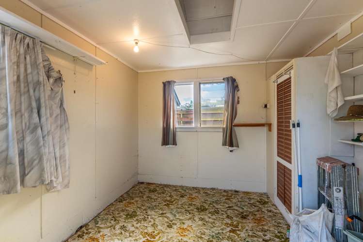 17 Atmore Avenue Otaki_15