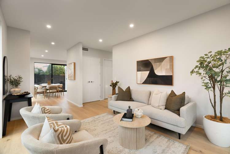 8a Catalina Crescent Forrest Hill_1