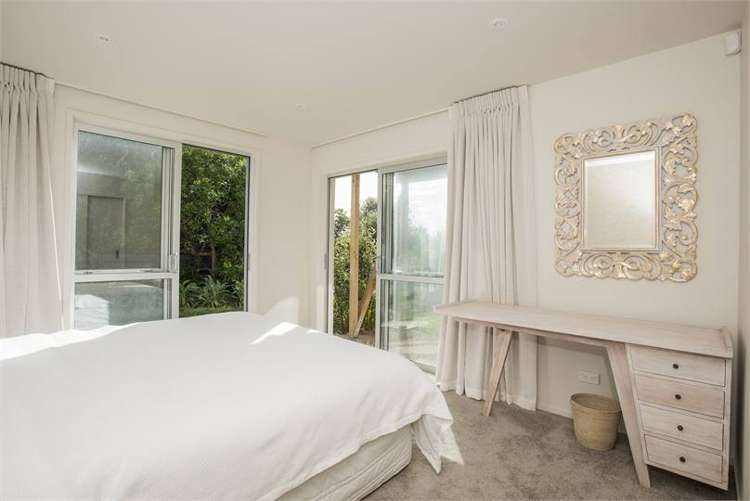 1 Lloyd George Road Wainui_10