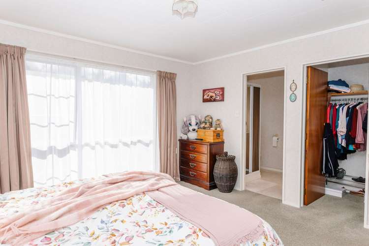 241 Adelaide Road Dannevirke_13
