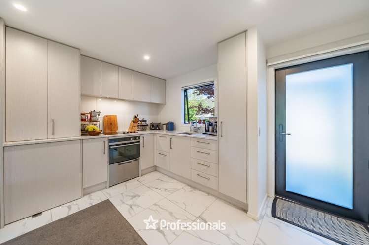 1/99 Waiwhetu Road Waterloo_3