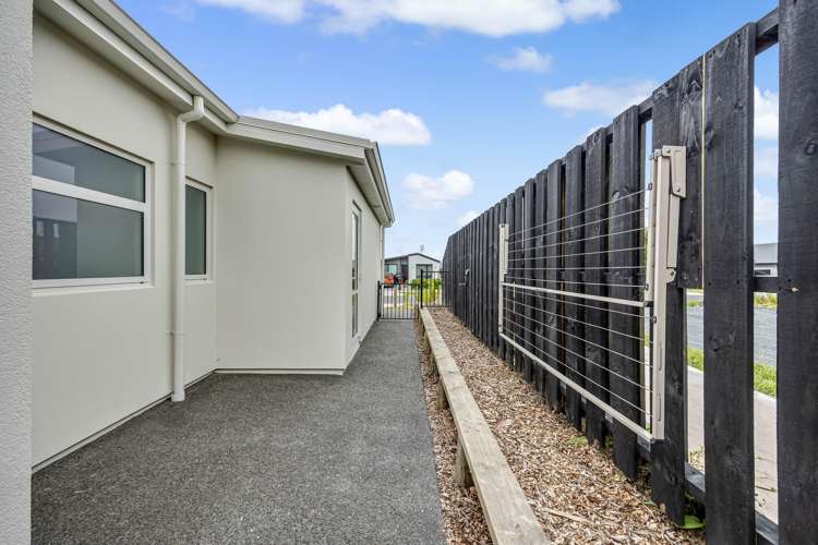 21 Pourewa Street_4