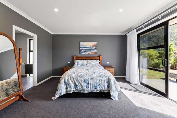 271 Rarangi Beach Road Rarangi_19