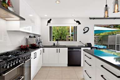 31 Ina Ville Drive_3